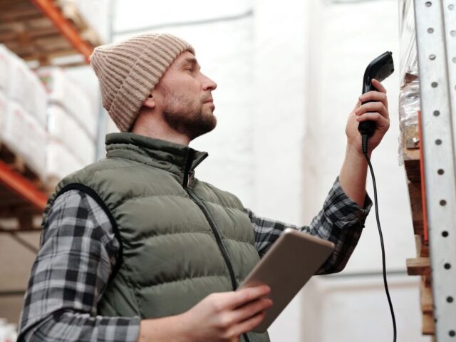 Data-driven decision-making: operations and inventory